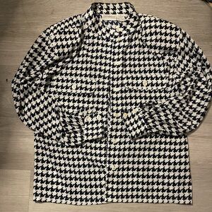 Liz Claiborne Black and White Houndstooth Button-Up Blouse